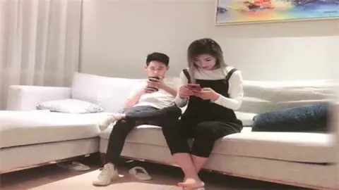 太子探花03年妹子在校学生纯天然高素质教育